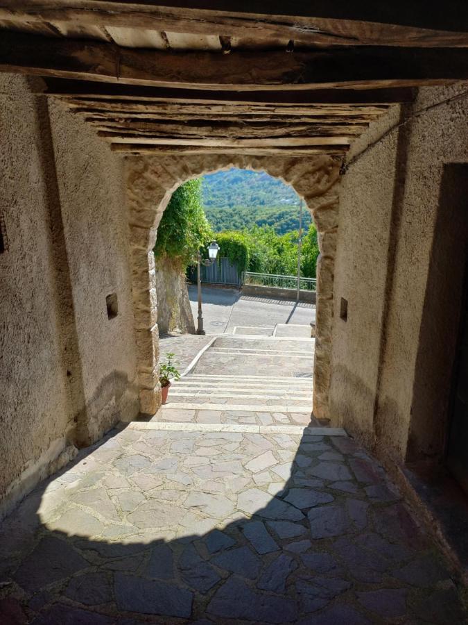 Casa Vacanze "Pietra Viva" Castelnuovo Parano Exteriér fotografie